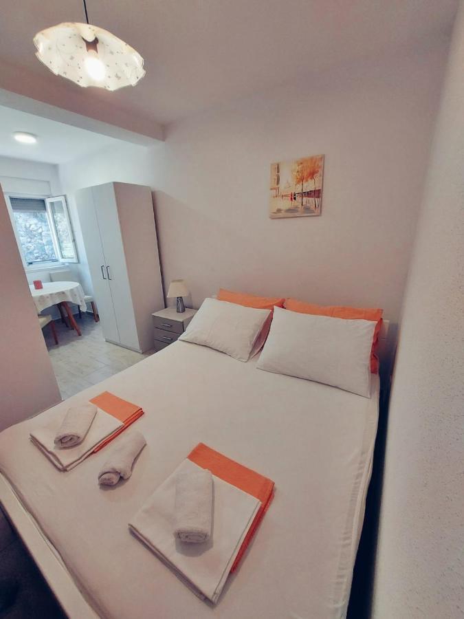 Apartmani Butigan-Tiha Luka 네움 외부 사진