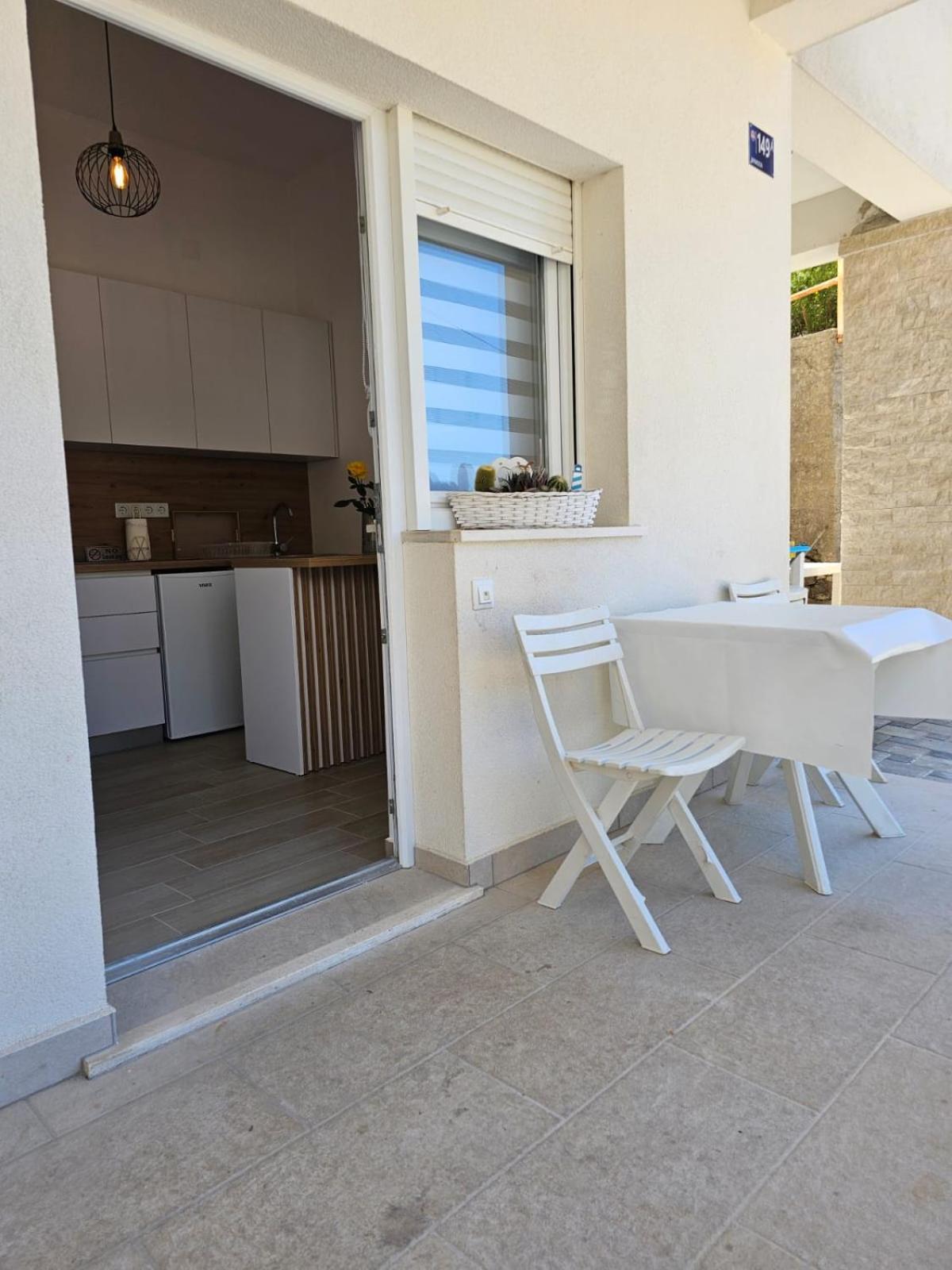 Apartmani Butigan-Tiha Luka 네움 외부 사진