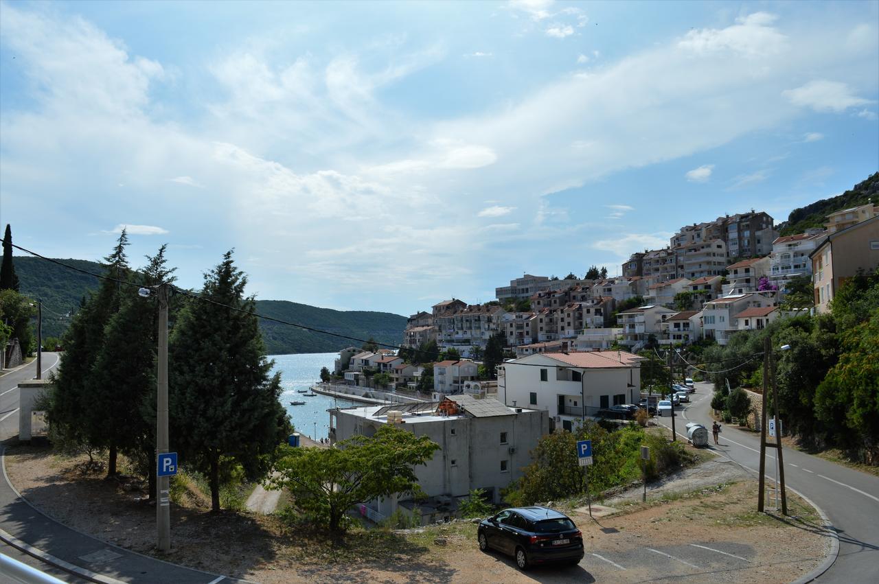 Apartmani Butigan-Tiha Luka 네움 외부 사진